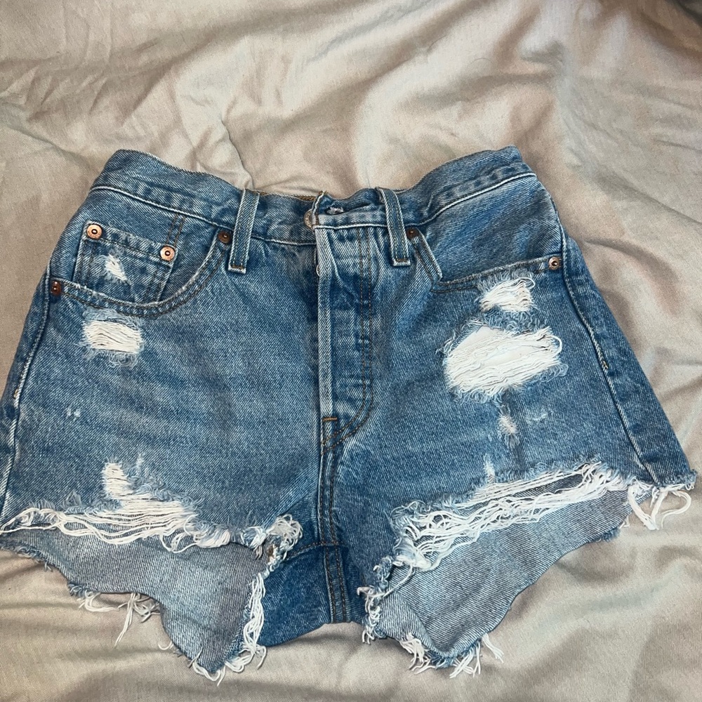 501 levi shorts